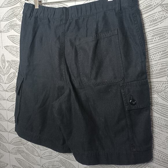 Aritzia Community Shorts Black Cotton Cargo Bermuda - Picture 6 of 6